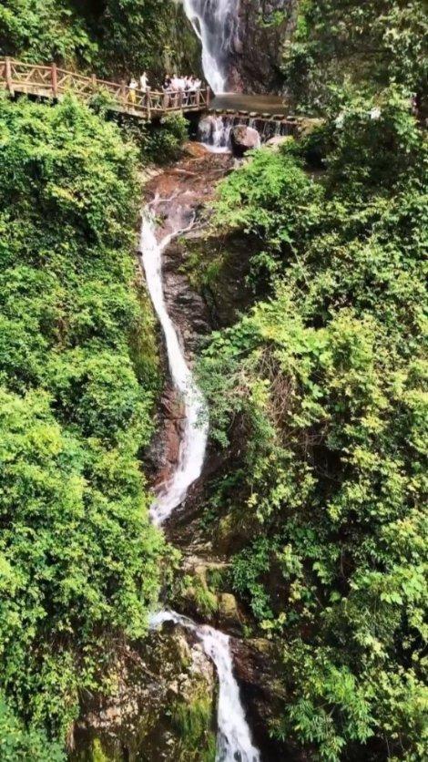 探索山中小屋